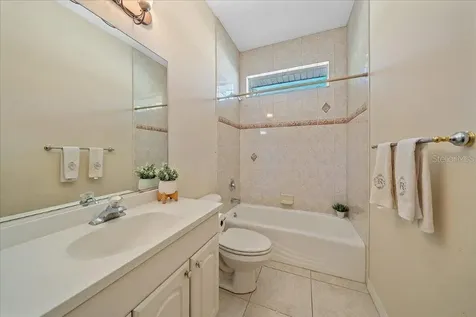 4978 Cedar Oak Way Sarasota FL 34233