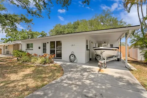 133 43rd Avenue NE St Petersburg FL 33703