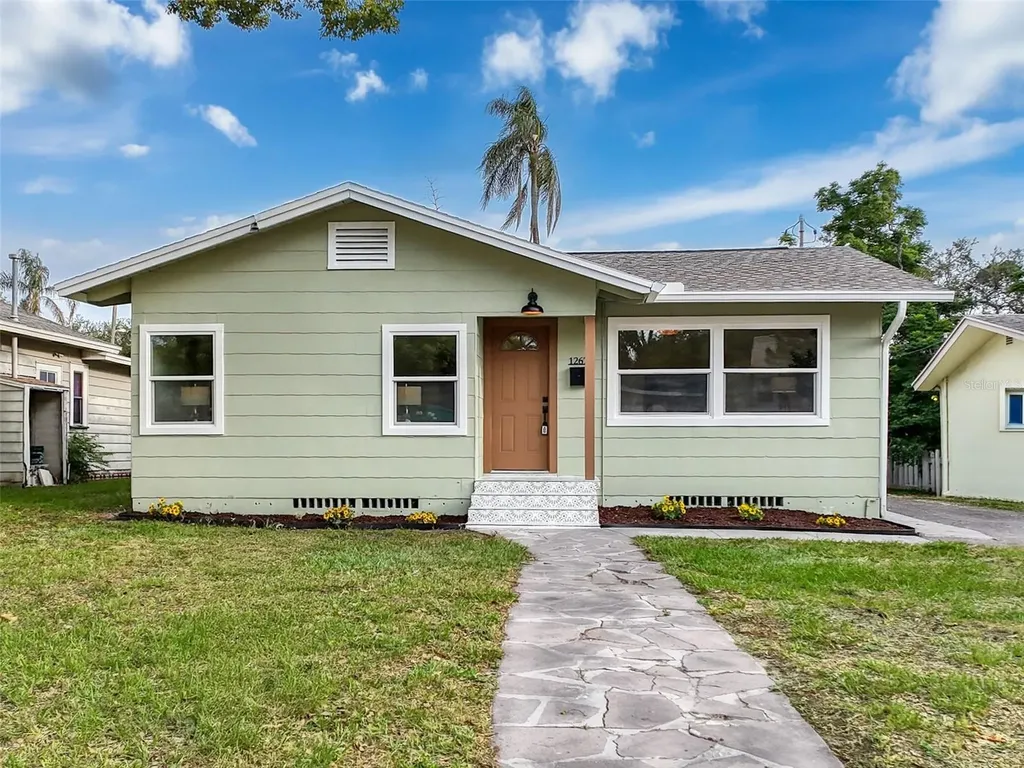 1267 Woodlawn Terrace Clearwater FL 33755