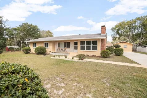 1035 E Carolina Avenue Deland FL 32724
