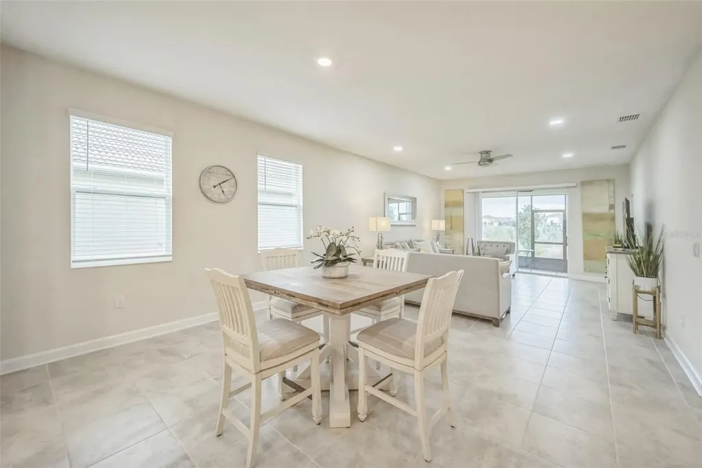 8907 Fallen Oak Davenport FL 33897