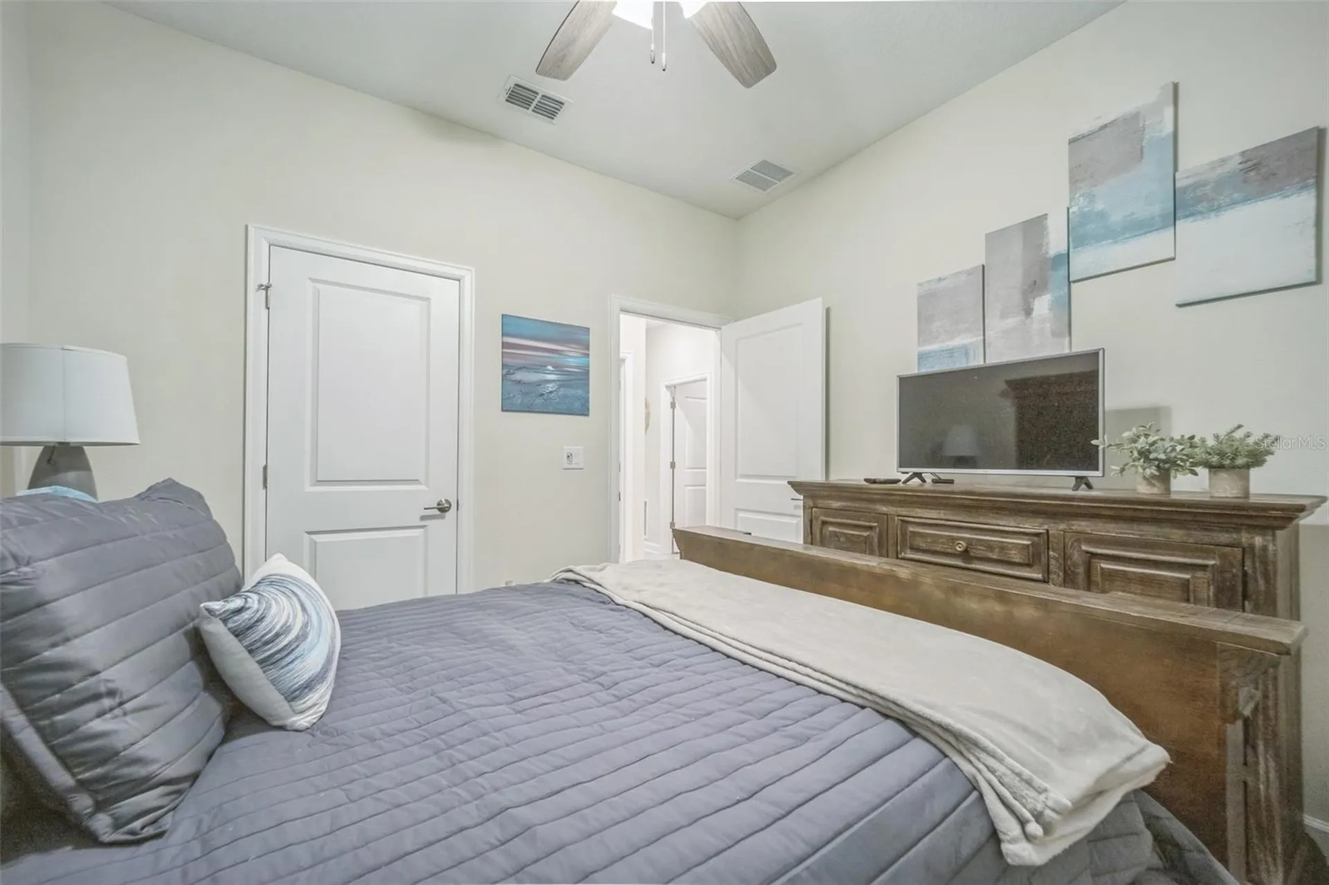 8907 Fallen Oak Davenport FL 33897