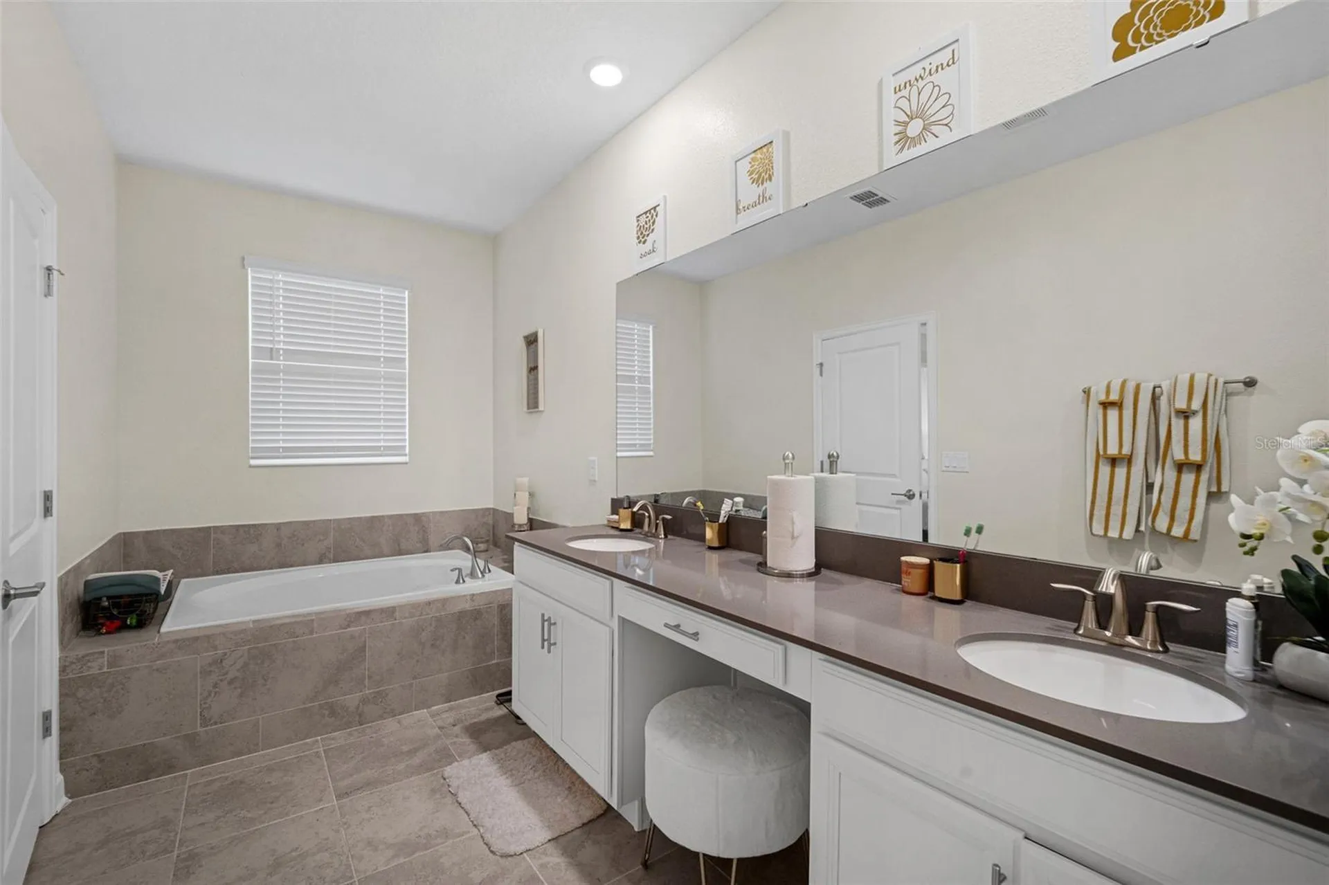 8907 Fallen Oak Davenport FL 33897