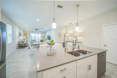 8907 Fallen Oak Davenport FL 33897