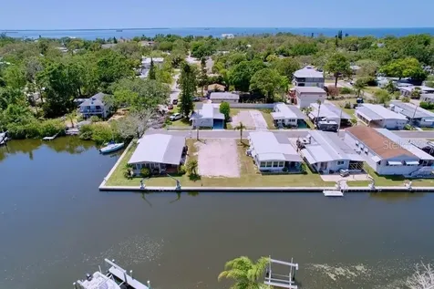 18 Yawl Lane Palm Harbor FL 34683