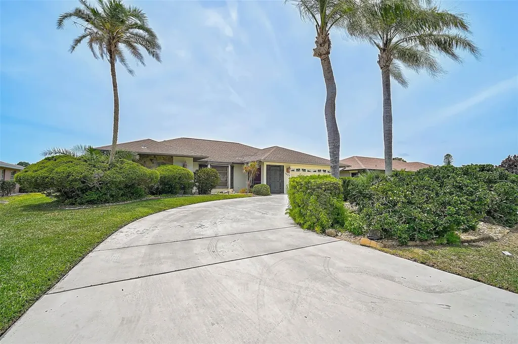 1227 Waterside Lane Venice FL 34285