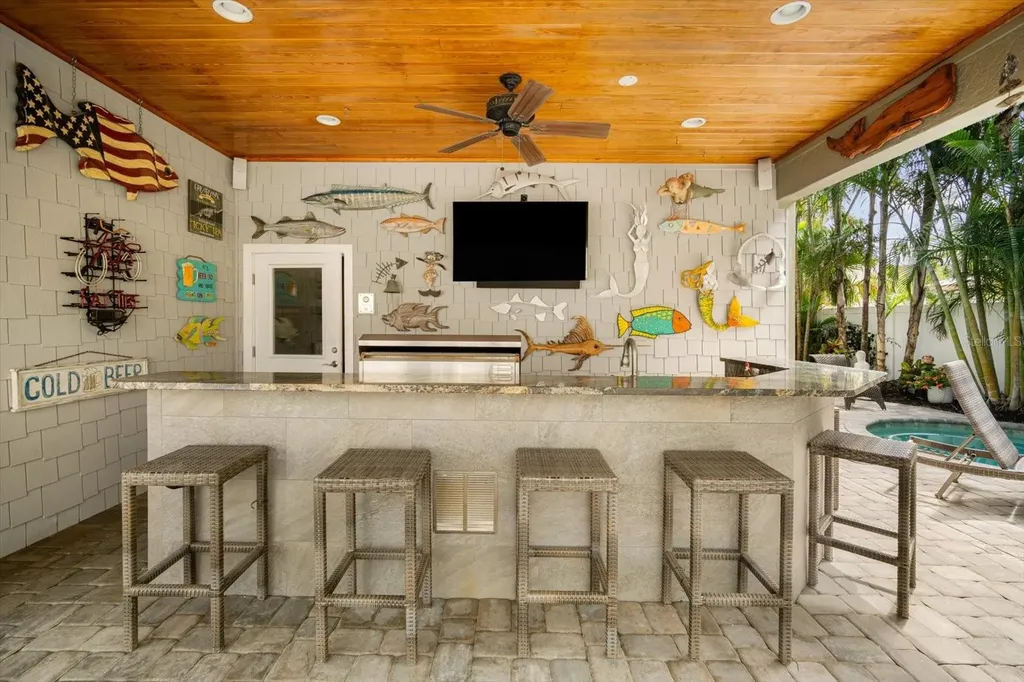 229 S Harbor Drive Holmes Beach FL 34217