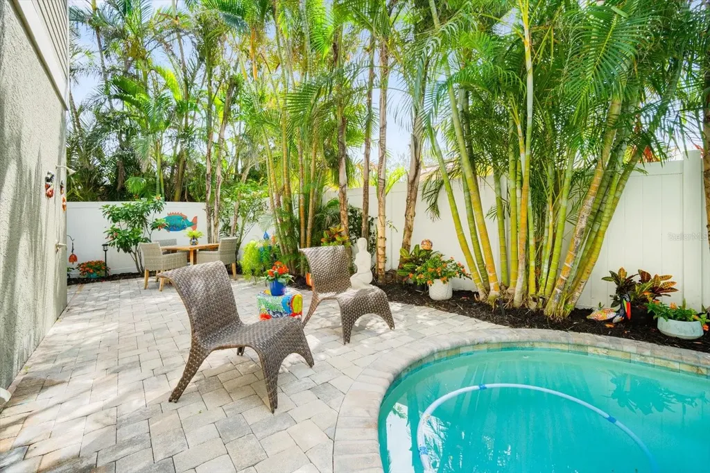 229 S Harbor Drive Holmes Beach FL 34217