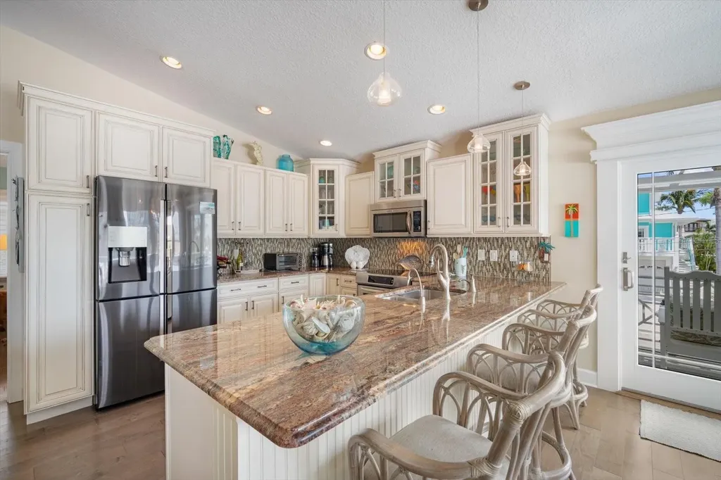 229 S Harbor Drive Holmes Beach FL 34217