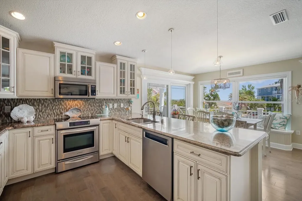 229 S Harbor Drive Holmes Beach FL 34217