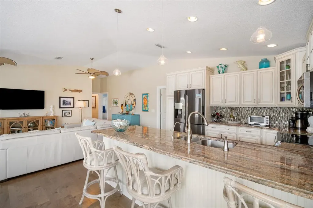 229 S Harbor Drive Holmes Beach FL 34217