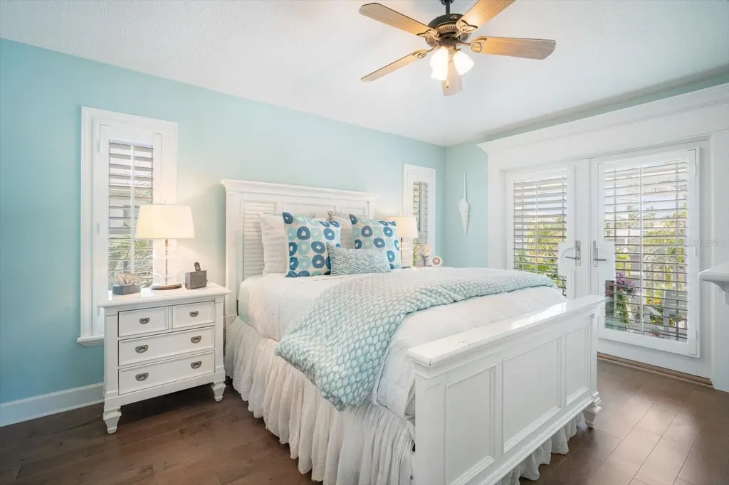 229 S Harbor Drive Holmes Beach FL 34217