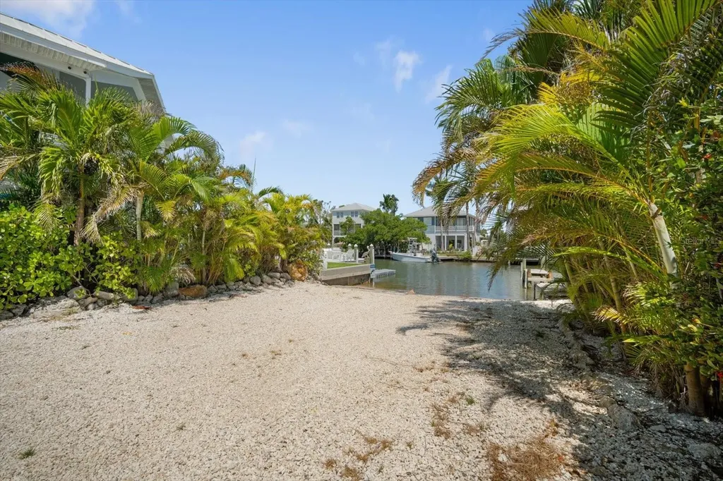 229 S Harbor Drive Holmes Beach FL 34217
