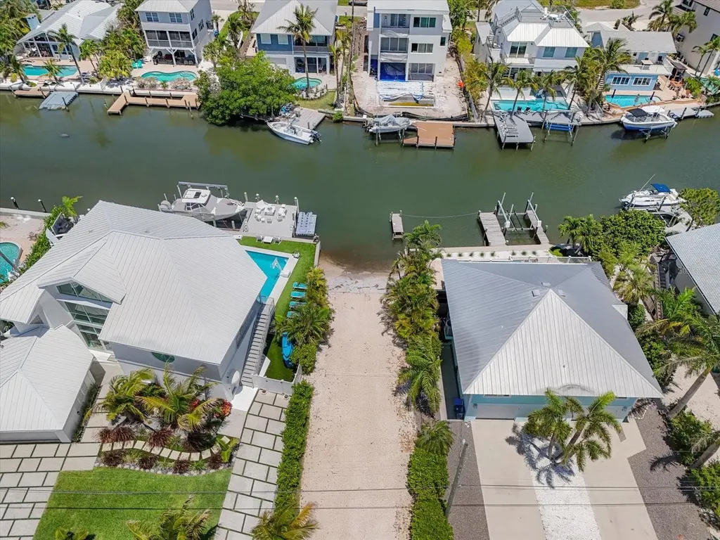 229 S Harbor Drive Holmes Beach FL 34217