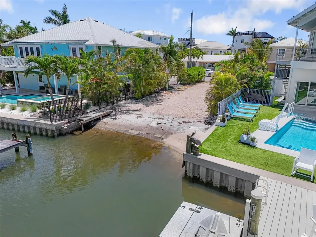 229 S Harbor Drive Holmes Beach FL 34217