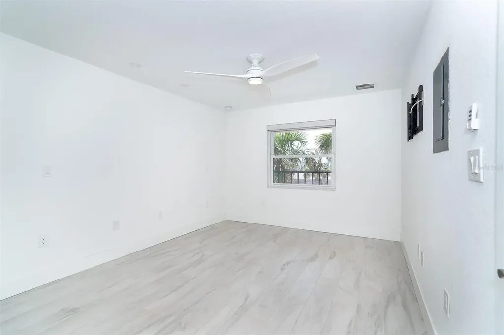 2700 N Beach Road Englewood FL 34223