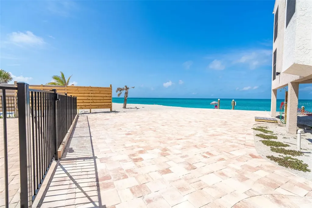 2700 N Beach Road Englewood FL 34223