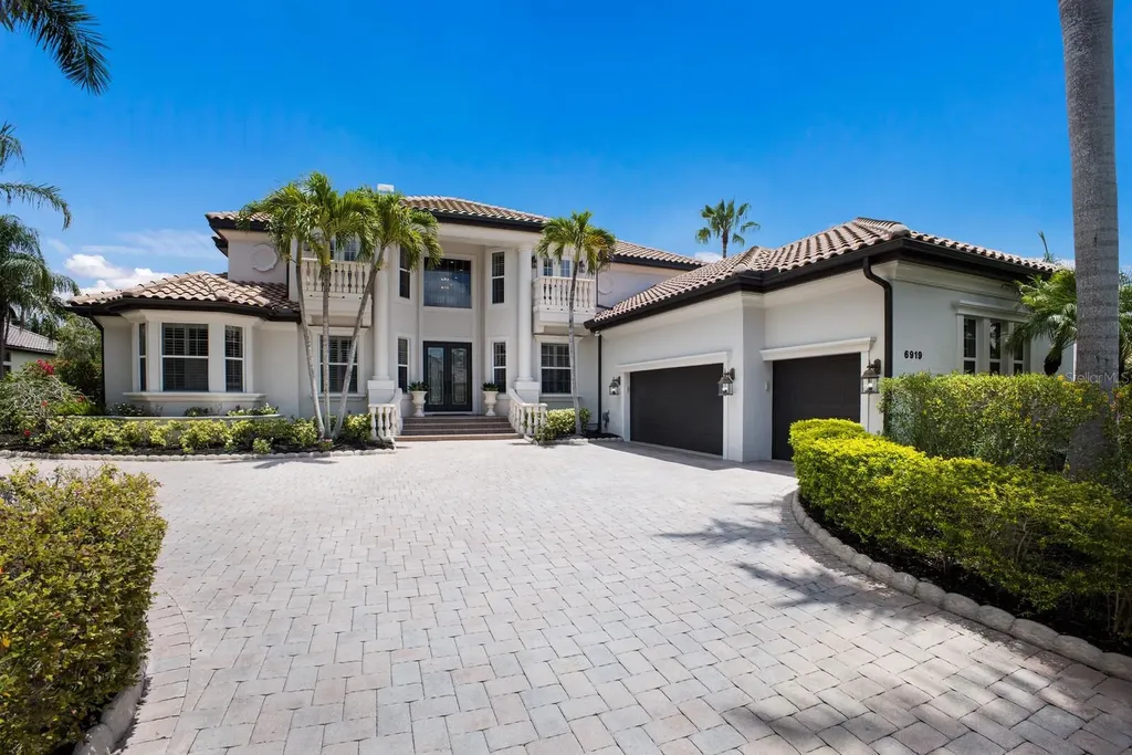 6919 Westchester Circle Lakewood Ranch FL 34202