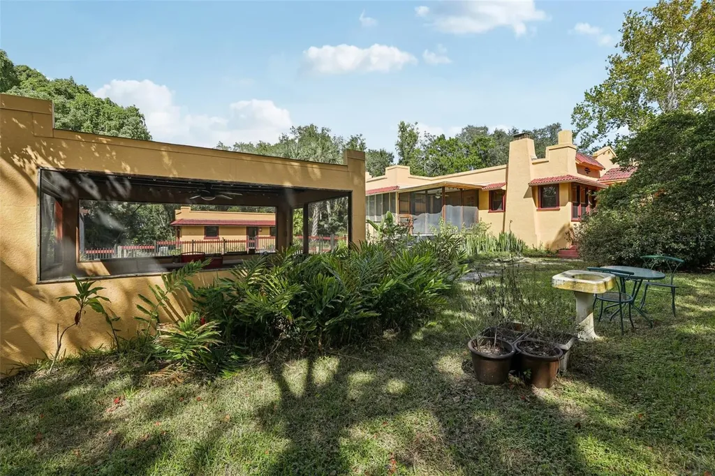 308 Sunnyside Drive Leesburg FL 34748