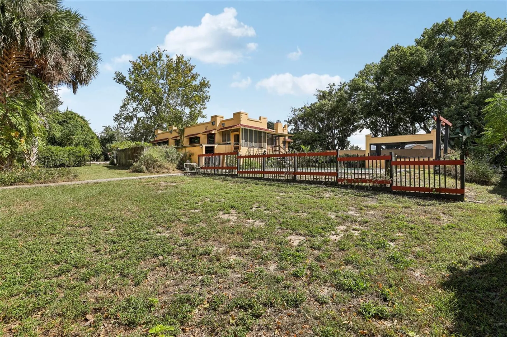 308 Sunnyside Drive Leesburg FL 34748