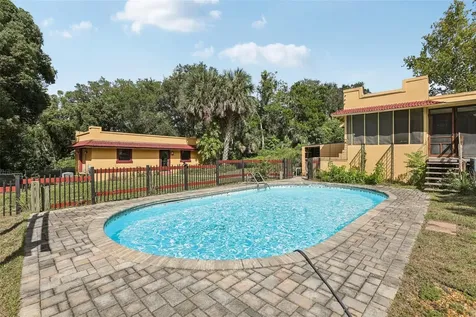308 Sunnyside Drive Leesburg FL 34748
