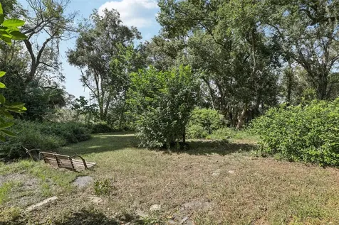 308 Sunnyside Drive Leesburg FL 34748