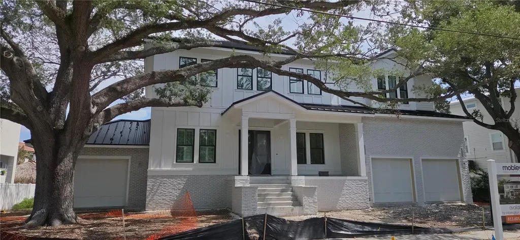 690 Geneva Place Tampa FL 33606