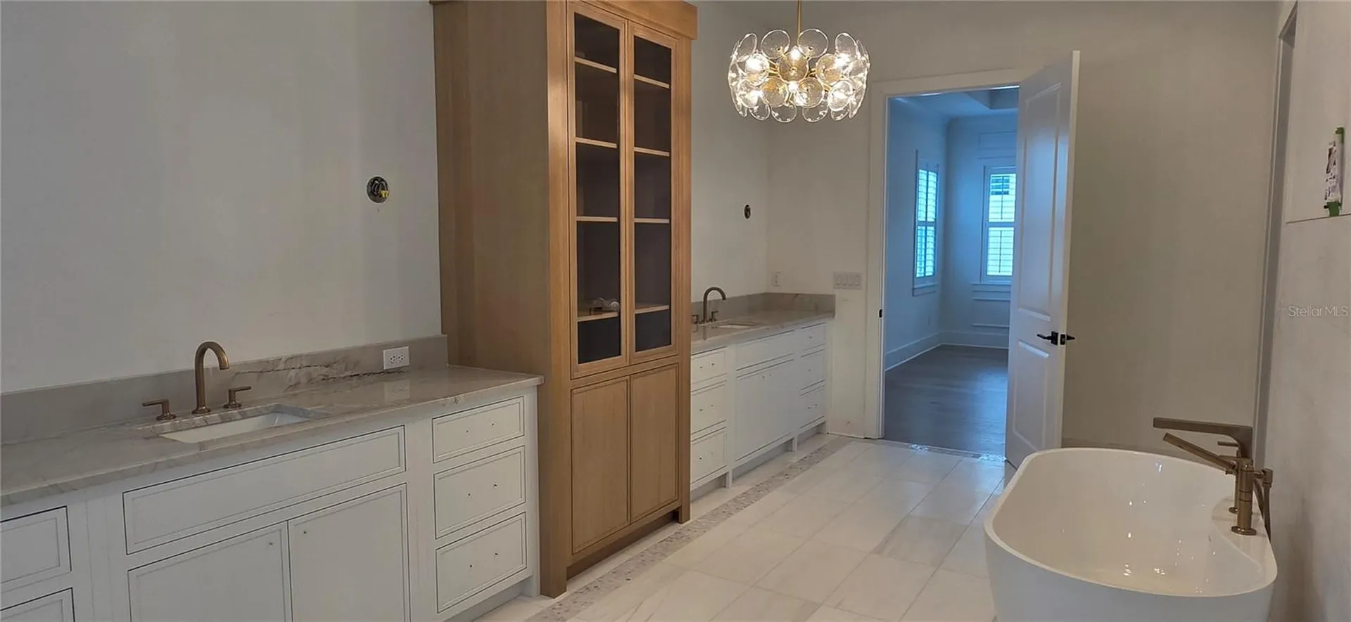690 Geneva Place Tampa FL 33606