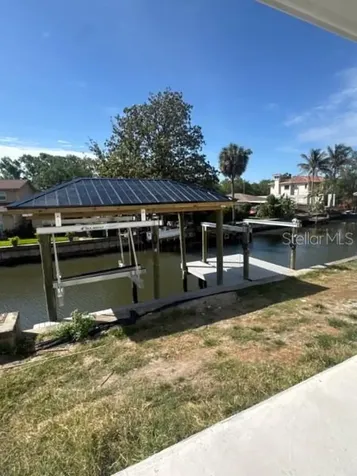690 Geneva Place Tampa FL 33606