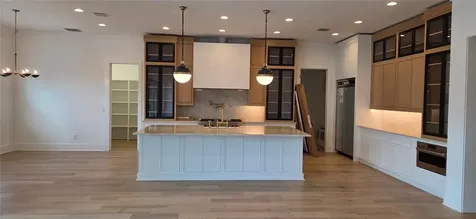 690 Geneva Place Tampa FL 33606