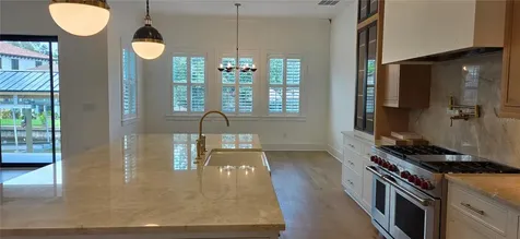 690 Geneva Place Tampa FL 33606