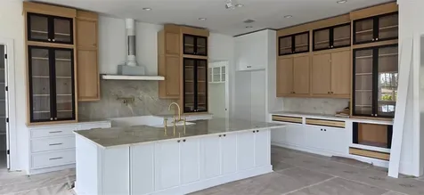690 Geneva Place Tampa FL 33606
