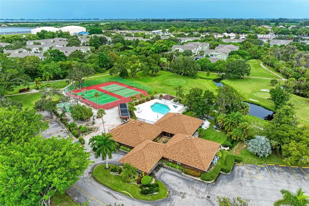 4644 Red Maple Road Bradenton FL 34210