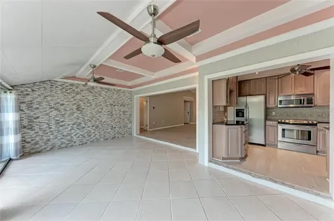 4644 Red Maple Road Bradenton FL 34210