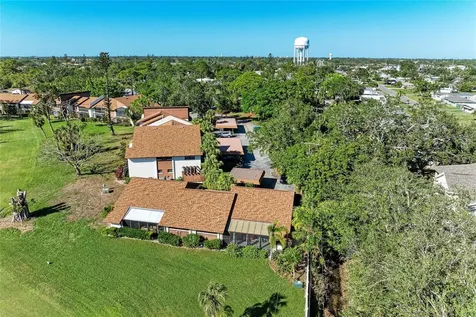 4644 Red Maple Road Bradenton FL 34210