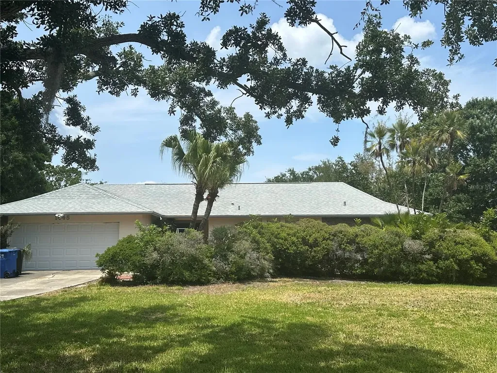 1445 72nd Avenue NE St Petersburg FL 33702