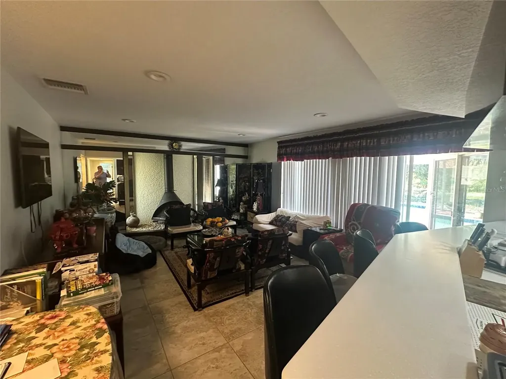 1445 72nd Avenue NE St Petersburg FL 33702