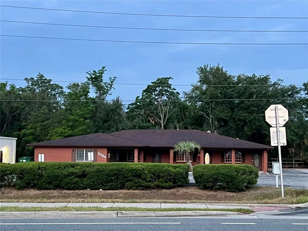 3360 Us Highway 441/27 Fruitland Park FL 34731