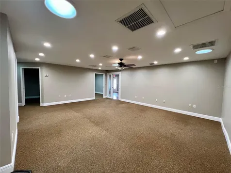 3360 Us Highway 441/27 Fruitland Park FL 34731