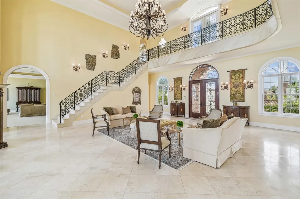 5810 Mariner Street Tampa FL 33609