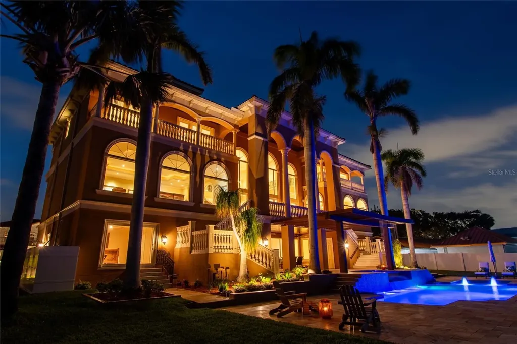 5810 Mariner Street Tampa FL 33609