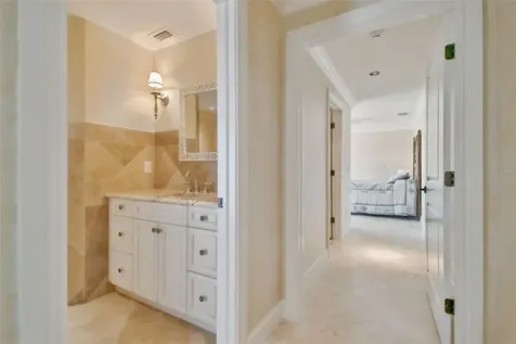 5810 Mariner Street Tampa FL 33609