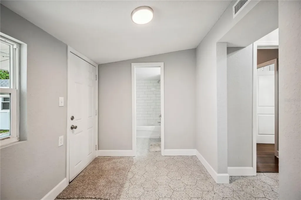 717 Frank Lloyd Wright Way Lakeland FL 33803