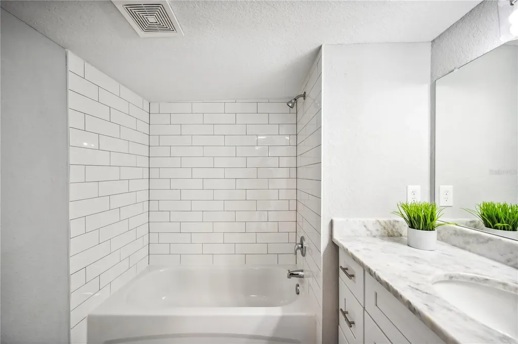 717 Frank Lloyd Wright Way Lakeland FL 33803