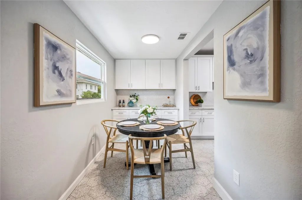 717 Frank Lloyd Wright Way Lakeland FL 33803