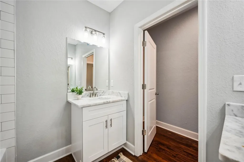 717 Frank Lloyd Wright Way Lakeland FL 33803