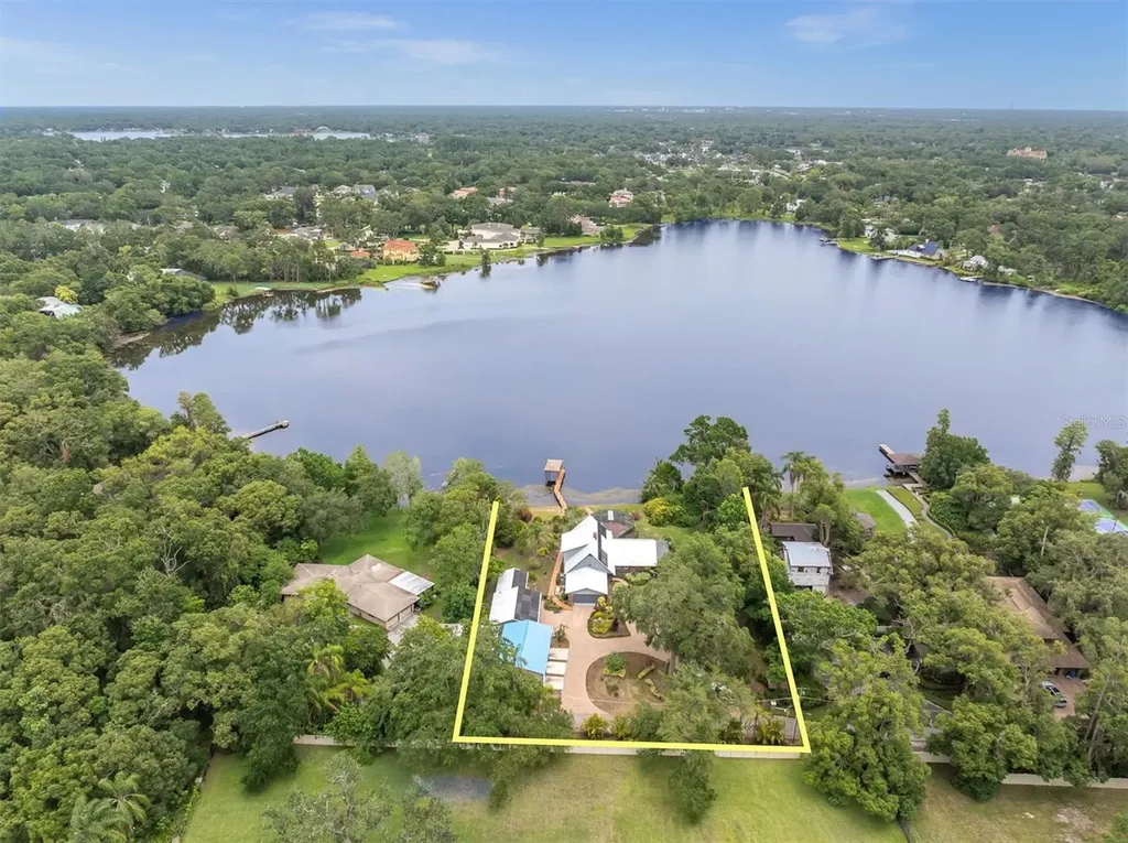 13533 Bay Lake Lane Tampa FL 33618