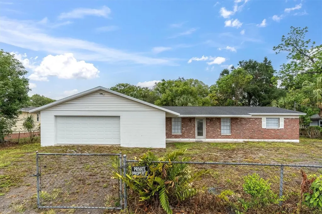 9309 N Elmer Street Tampa FL 33612