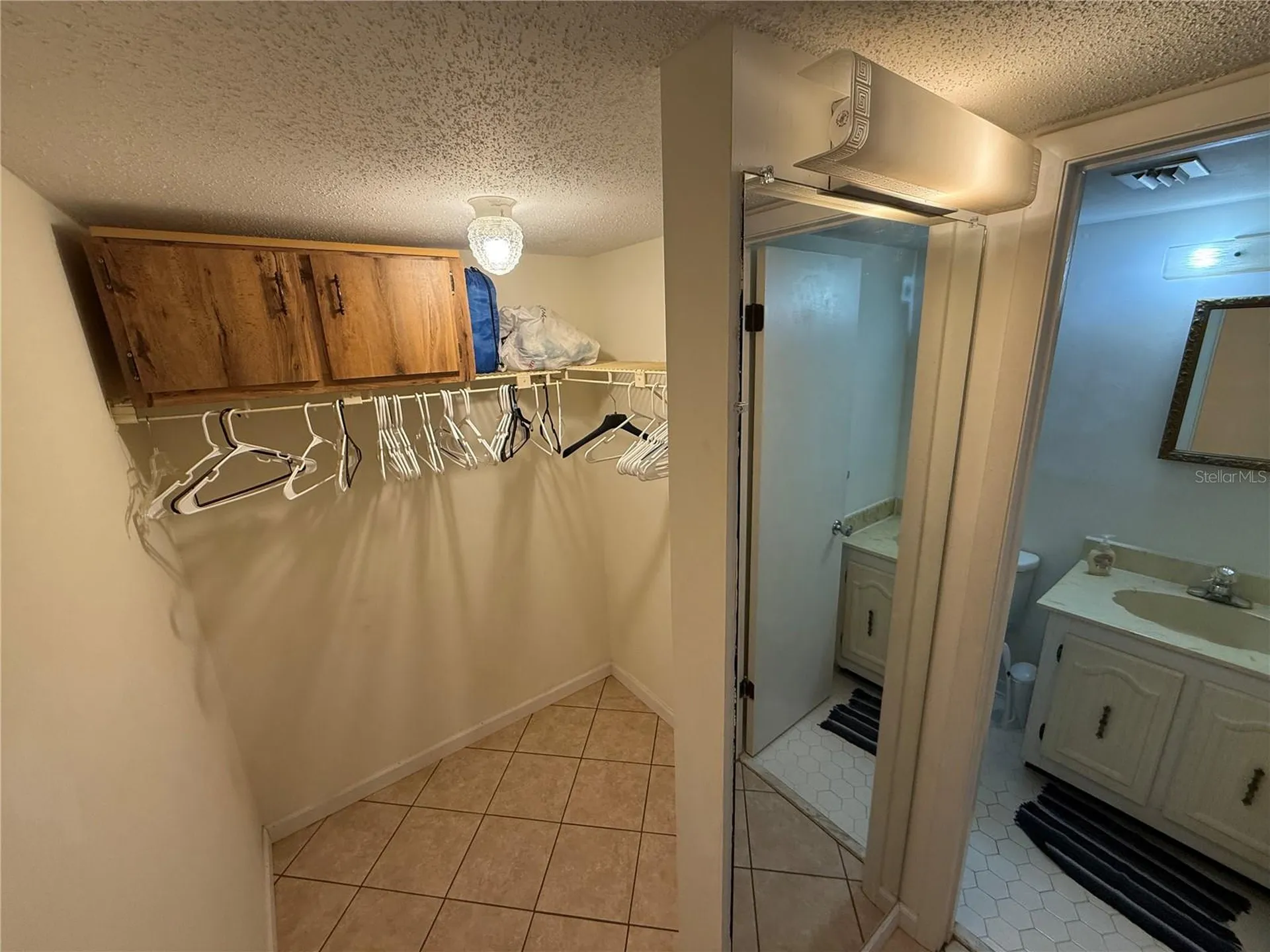 333 Lake Howard Drive NW Winter Haven FL 33880
