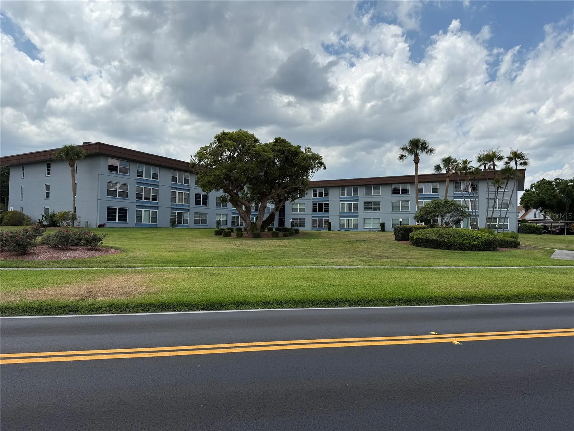 333 Lake Howard Drive NW Winter Haven FL 33880